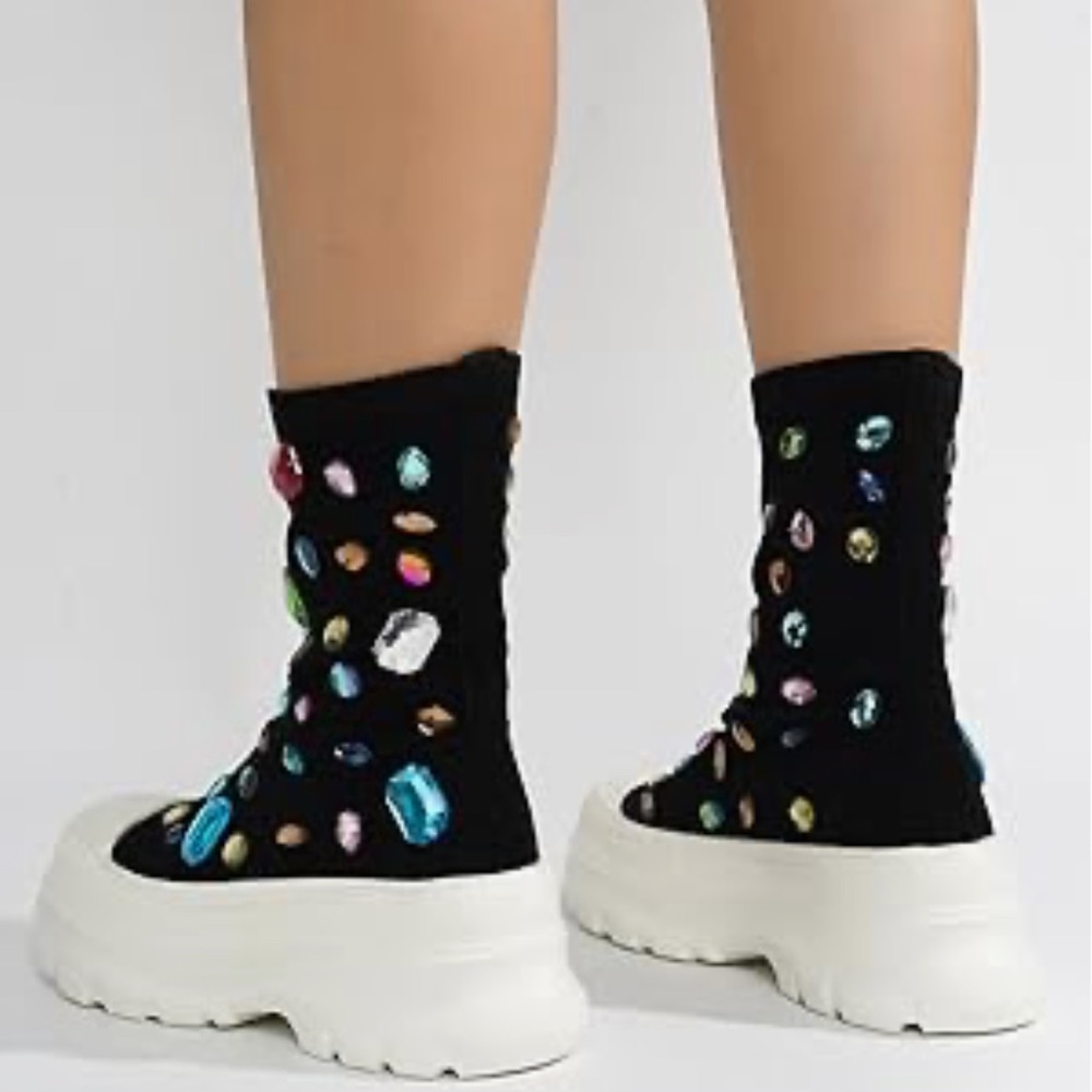 •CAPE ROBBIN• “Suzie” Chunky Sole Rhinestone Gem Sock Booties // NIB - Picture 4 of 16
